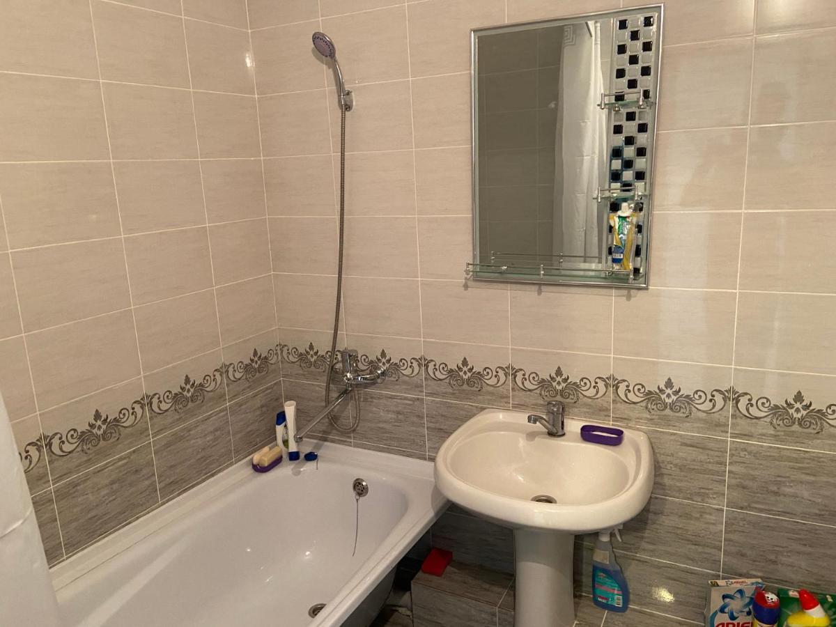 Standart Apartment On Kozhamkulov 128 阿拉木图 外观 照片